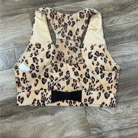 Fabletics Sports Bra Cheetah Large - Picture 2 of 2